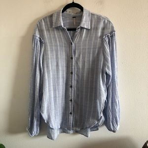 FREE PEOPLE blue balloon sleeve button up shirt S